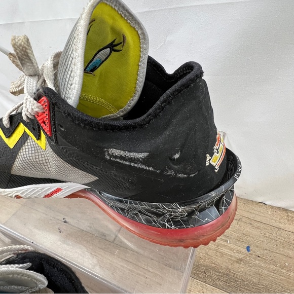 Nike LeBron 18 Low x Space Jam Sylvester Vs Tweety 2021 Men's Shoes Size 11 - Picture 6 of 12